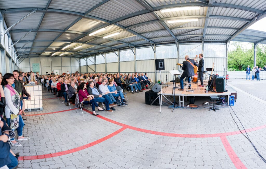 Die Leerguthalle von Berkel AHK in Ludwigshafen - Ein Ort der Begegnung zwischen Industrie und Musik