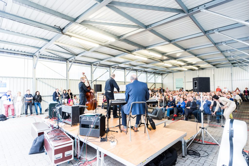 Die Leerguthalle von Berkel AHK in Ludwigshafen - Ein Ort der Begegnung zwischen Industrie und Musik