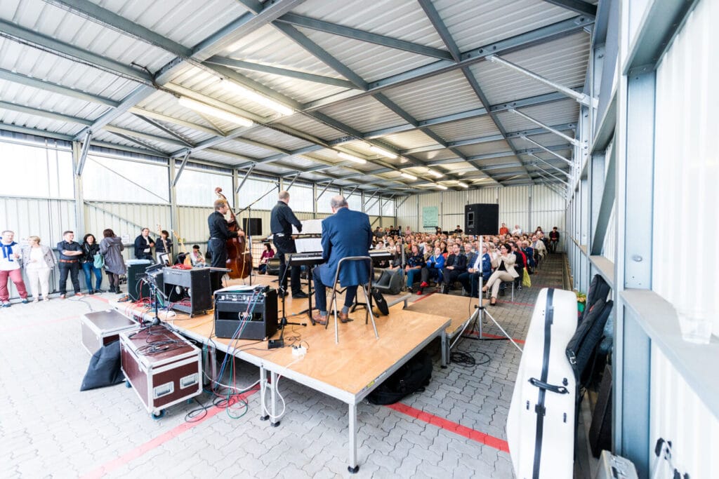 Die Leerguthalle von Berkel AHK in Ludwigshafen - Ein Ort der Begegnung zwischen Industrie und Musik