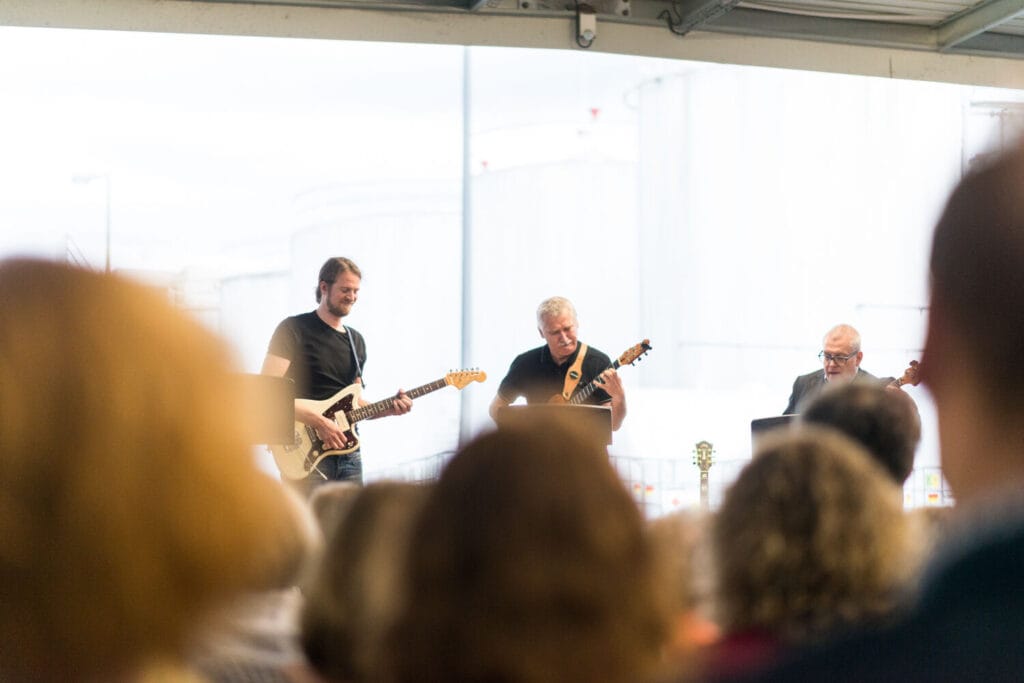 Die Leerguthalle von Berkel AHK in Ludwigshafen - Ein Ort der Begegnung zwischen Industrie und Musik