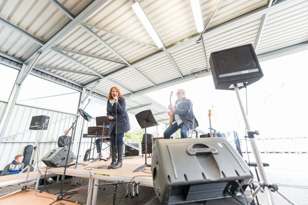 Die Leerguthalle von Berkel AHK in Ludwigshafen - Ein Ort der Begegnung zwischen Industrie und Musik