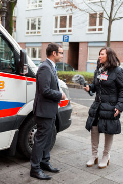 As an experienced paramedic in cities such as Frankenthal and Ludwigshafen, I am familiar with the challenges faced by seriously ill patients. That's why I would like to draw attention to the ASB "Wish Wagon" project, which helps these people to fulfill a last wish.