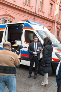 As an experienced paramedic in cities such as Frankenthal and Ludwigshafen, I am familiar with the challenges faced by seriously ill patients. That's why I would like to draw attention to the ASB "Wish Wagon" project, which helps these people to fulfill a last wish.