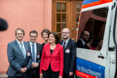 As an experienced paramedic in cities such as Frankenthal and Ludwigshafen, I am familiar with the challenges faced by seriously ill patients. That's why I would like to draw attention to the ASB "Wish Wagon" project, which helps these people to fulfill a last wish.