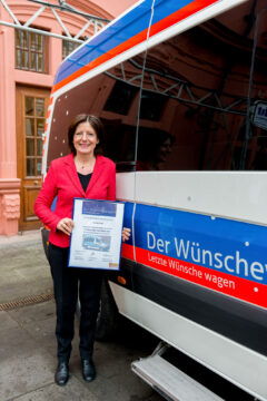 As an experienced paramedic in cities such as Frankenthal and Ludwigshafen, I am familiar with the challenges faced by seriously ill patients. That's why I would like to draw attention to the ASB "Wish Wagon" project, which helps these people to fulfill a last wish.