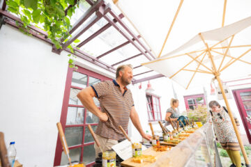Einmal Zitronenlimonade bitte ;) | Maikammer feiert Pfälzer Gartenmarkt 2023 | Werbe und Reportagefotograf Schepers